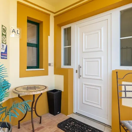 Apartment 1 Bdr Flat With Pool - 125d Gramacho By Lovelystay *