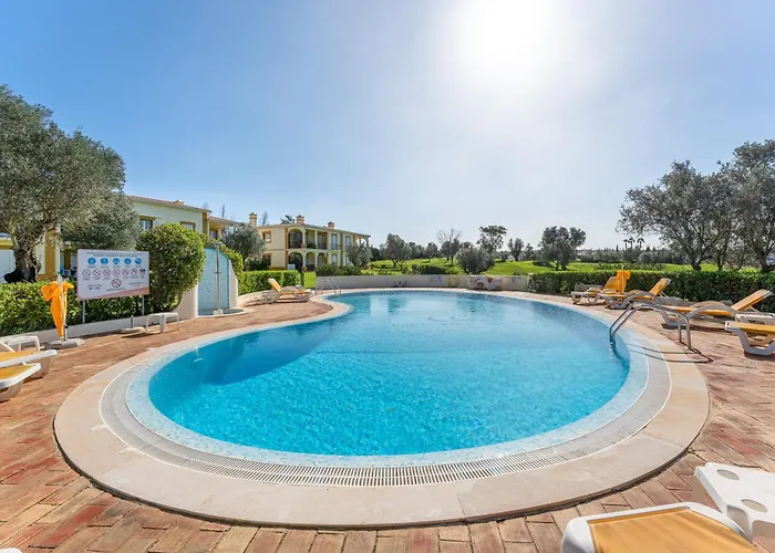 1 Bdr Flat With Pool - 125d Gramacho By Lovelystay Appartamento