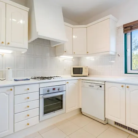 1 Bdr Flat With Pool - 125d Gramacho By Lovelystay *